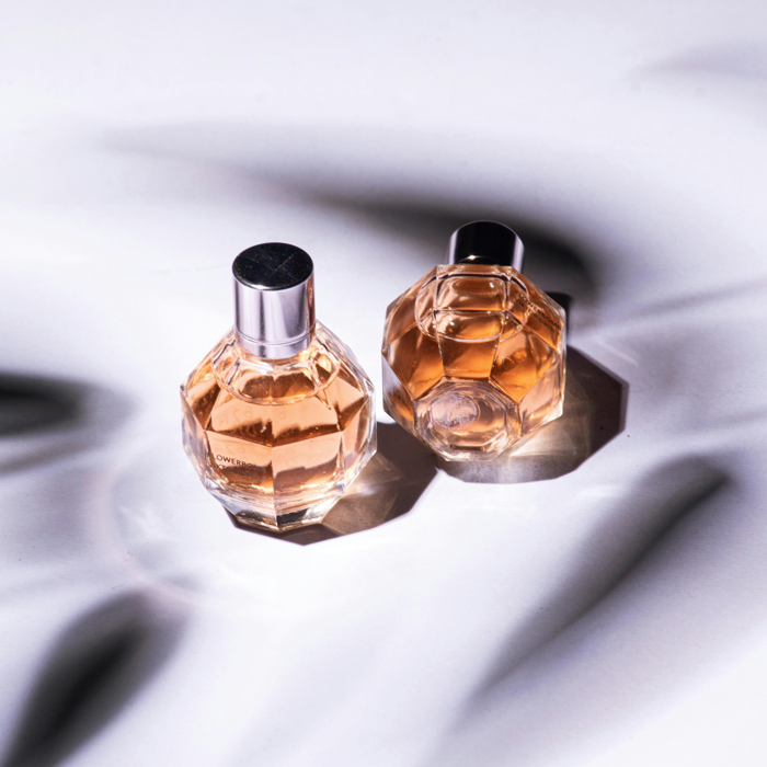 Fragrance systems designed for alcohol-free formulations